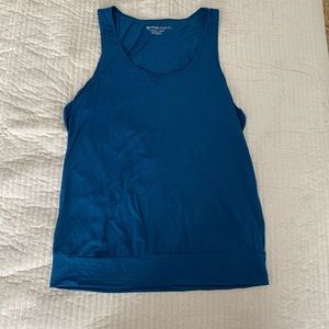 Beyond yoga blue tank Sz Large